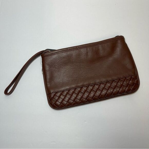 Chic Brown Leather Wristlet - Picture 2 of 7